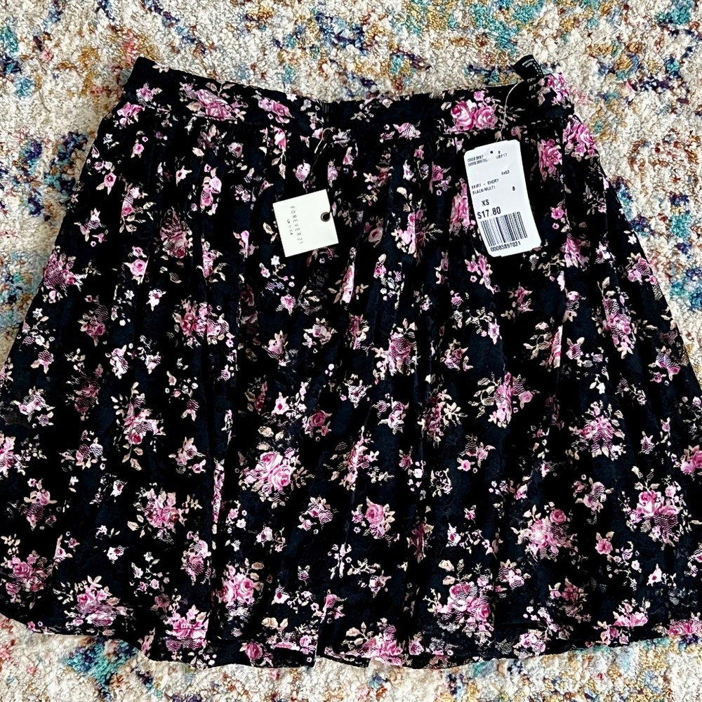 Printed flowing shirt lace skirt